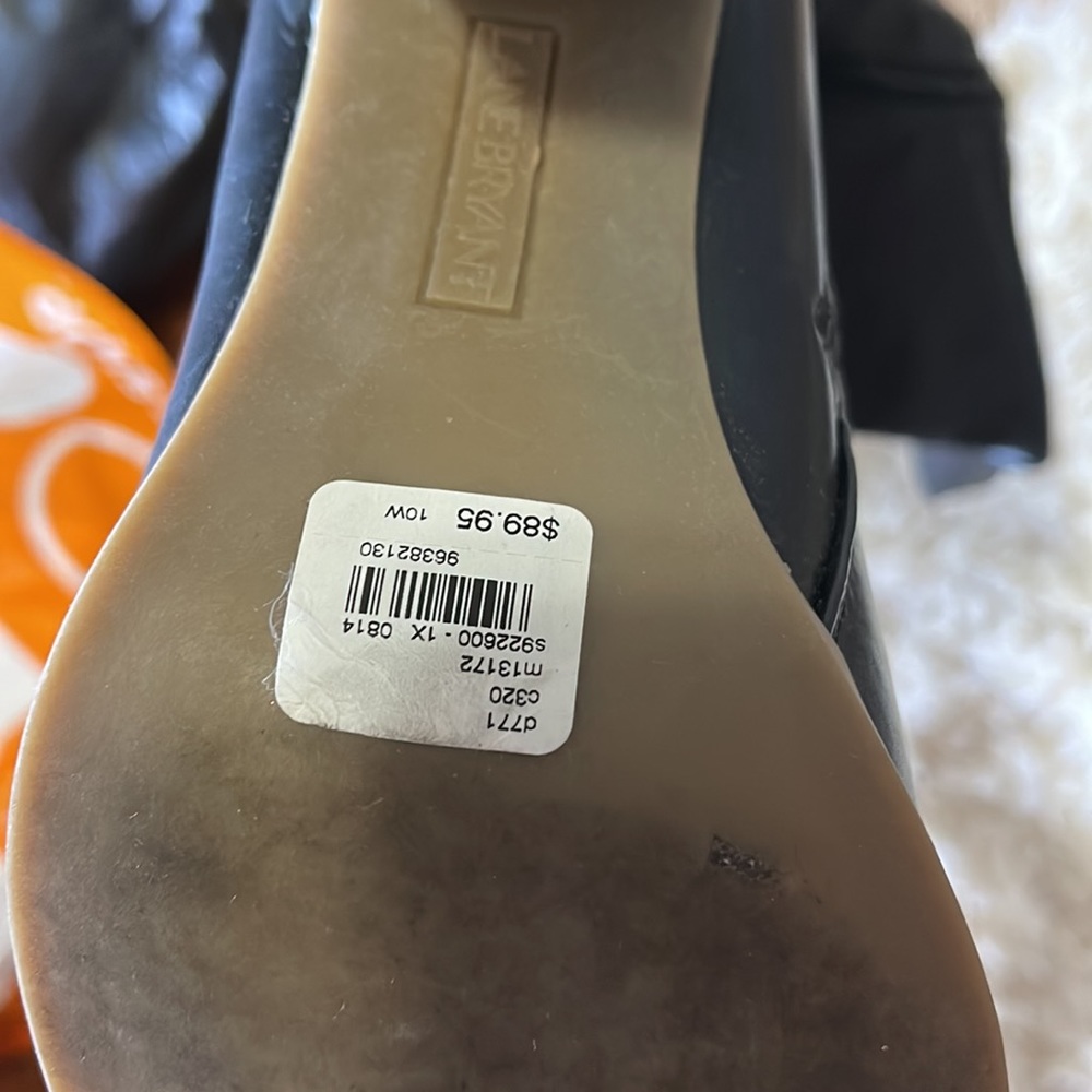 Boots - Picture 6 of 6